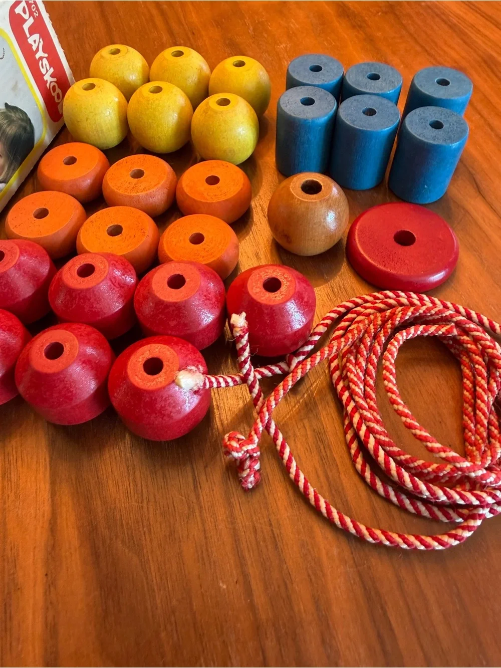 Playskool Jumbo Wooden Lacing Beads - Red, Orange, Yellow, Blue